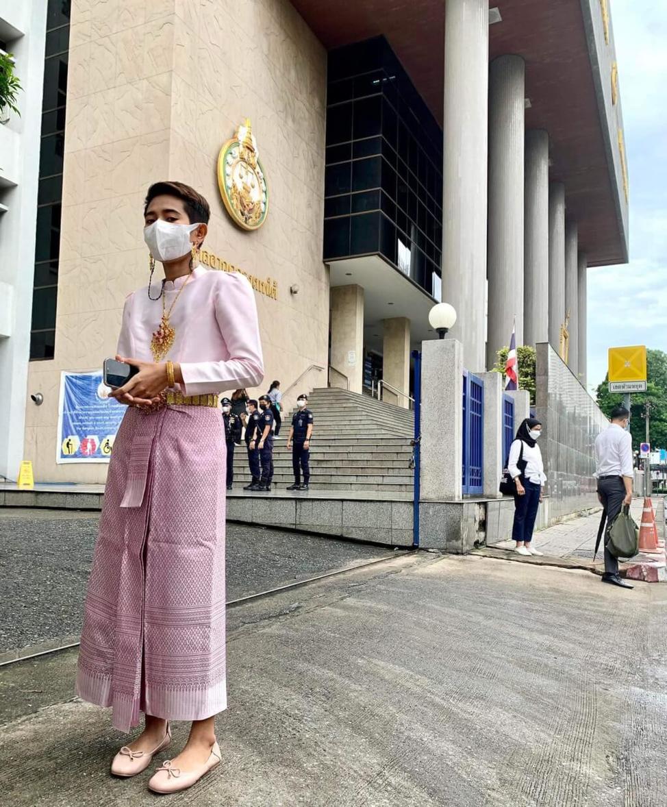 泰女穿传统服饰抗议 被判嘲笑王室监2年