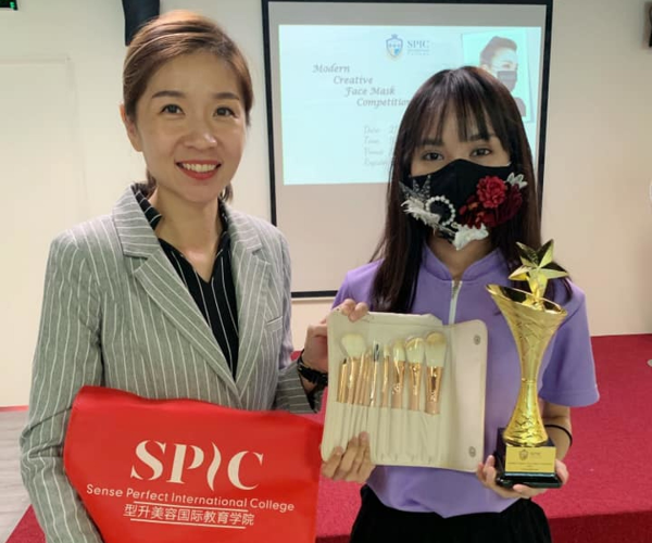 得奖学员