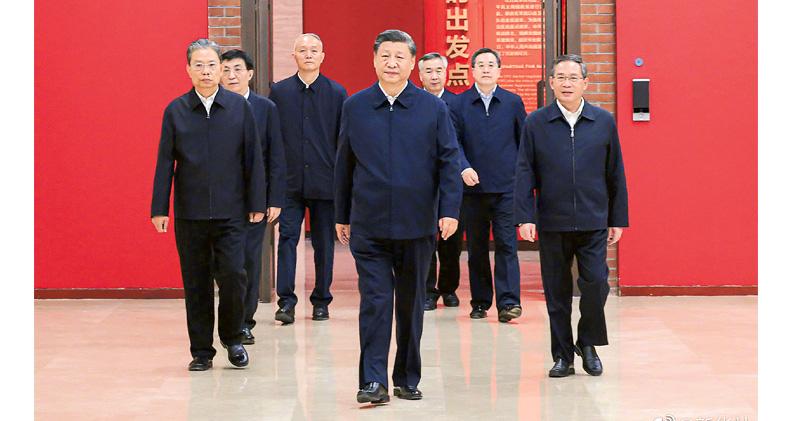 习近平主持政治局常委会议 坚持清零、优化防疫