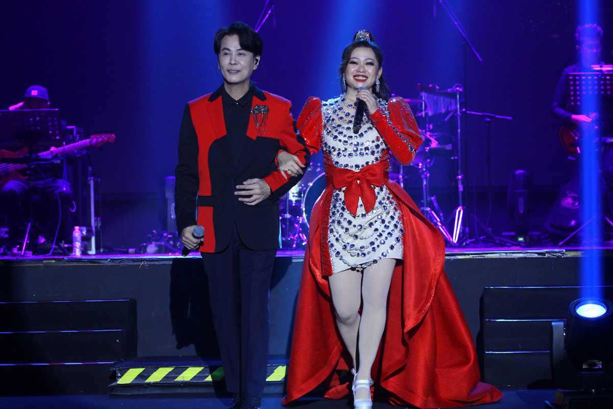 林必媜, 媜心媜意演唱会, 黄佩翠, 王岳海大礼堂, 庄学忠,江志丰,