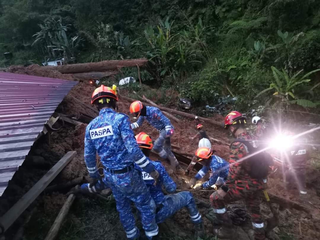 云顶半山路段土崩