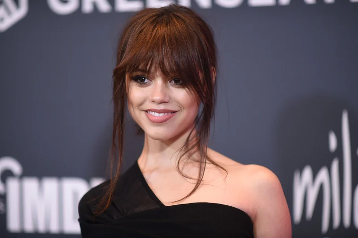 Jenna Ortega,Wednesday,Netflix,确诊,冠病,COVID-19,
