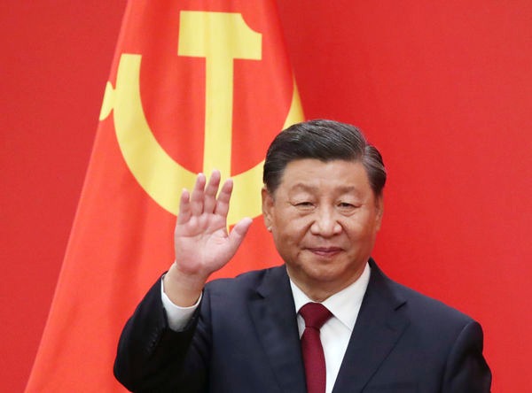 习近平谈宪法实施取得历史性成就 修宪保障“党的领导”
