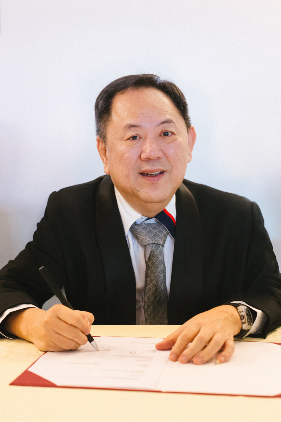 周明德