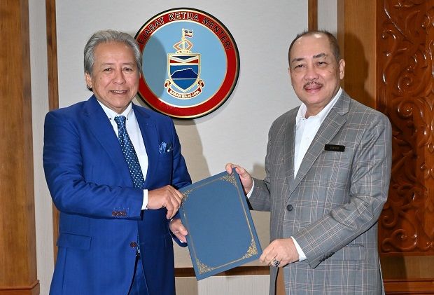 前外长阿尼法 受委沙巴首长特别顾问