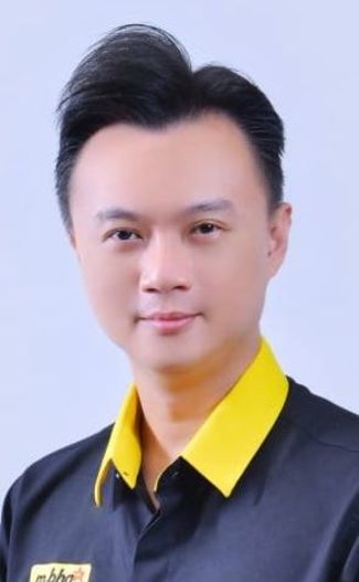 谢秉益