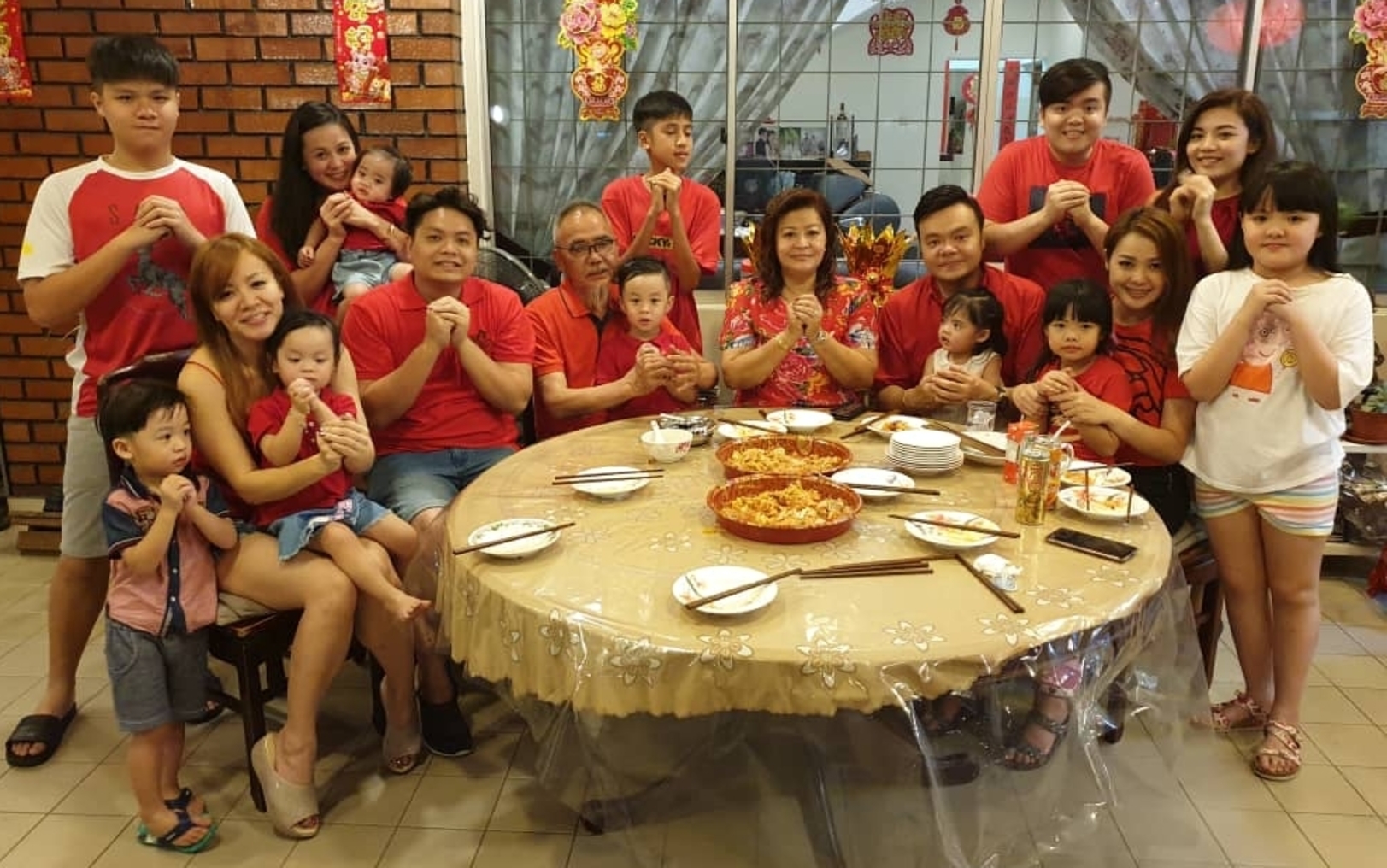【独家】感激一年不打烊的辛劳 何征翰不敢忘员工红包