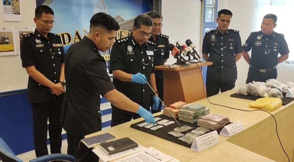 警方永平破贩毒活动 起49万毒品捕3男女