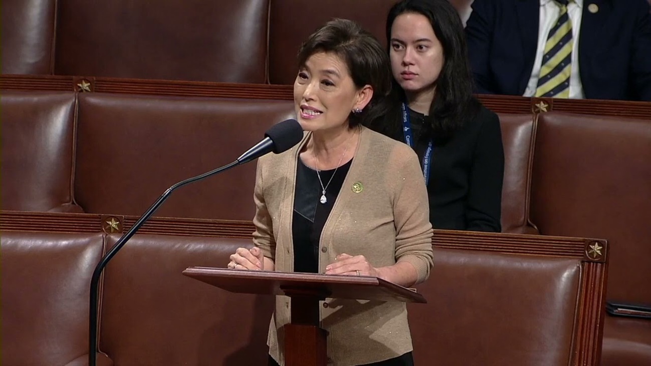 美国众院通过法案 中国“非发展中国家”