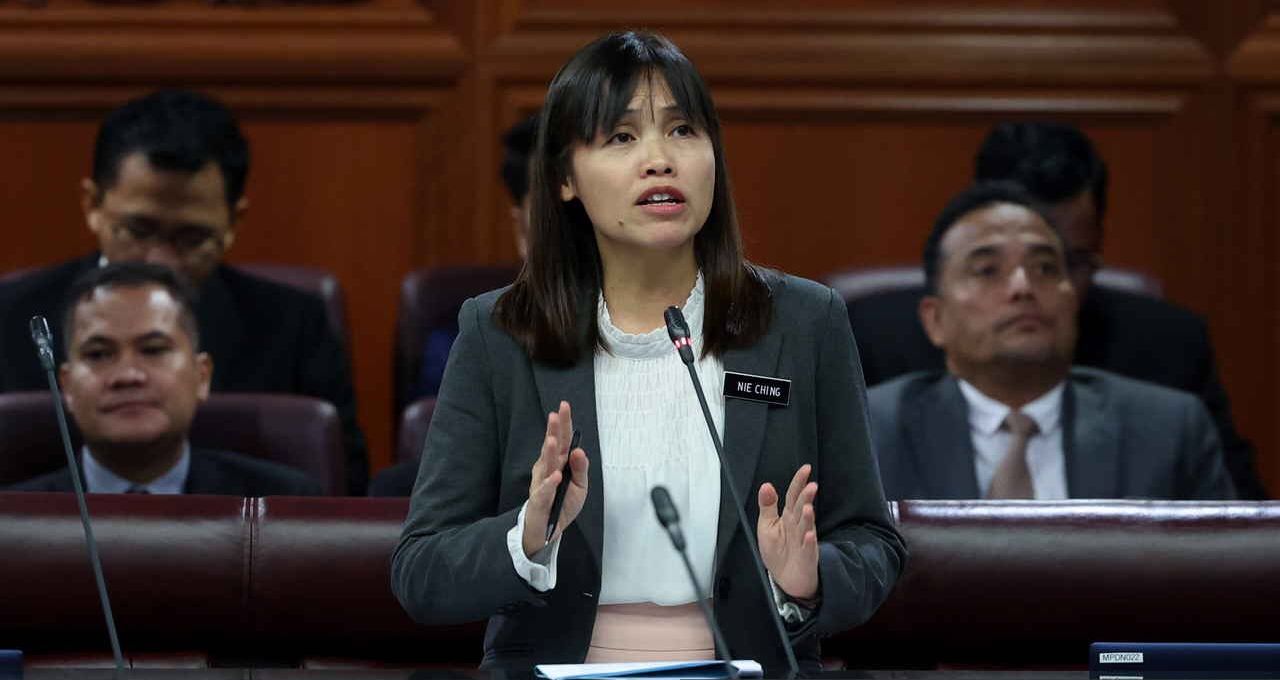 张念群:每年3.64亿件 旧电子产品应交回收中心