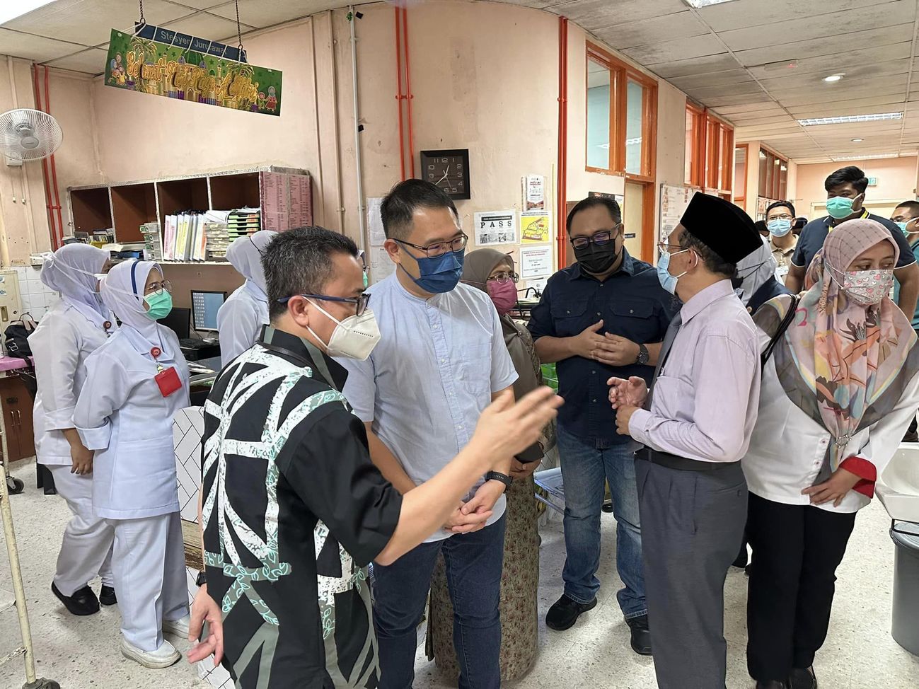 林添顺访新山中央医院 视察停车场讨论提升服务