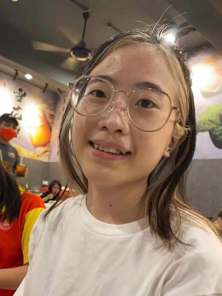 洪卉恩
