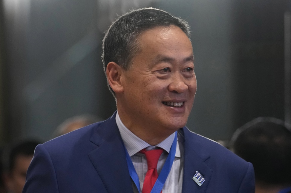 社德他或取代他信女儿 房地产大亨竞逐泰相