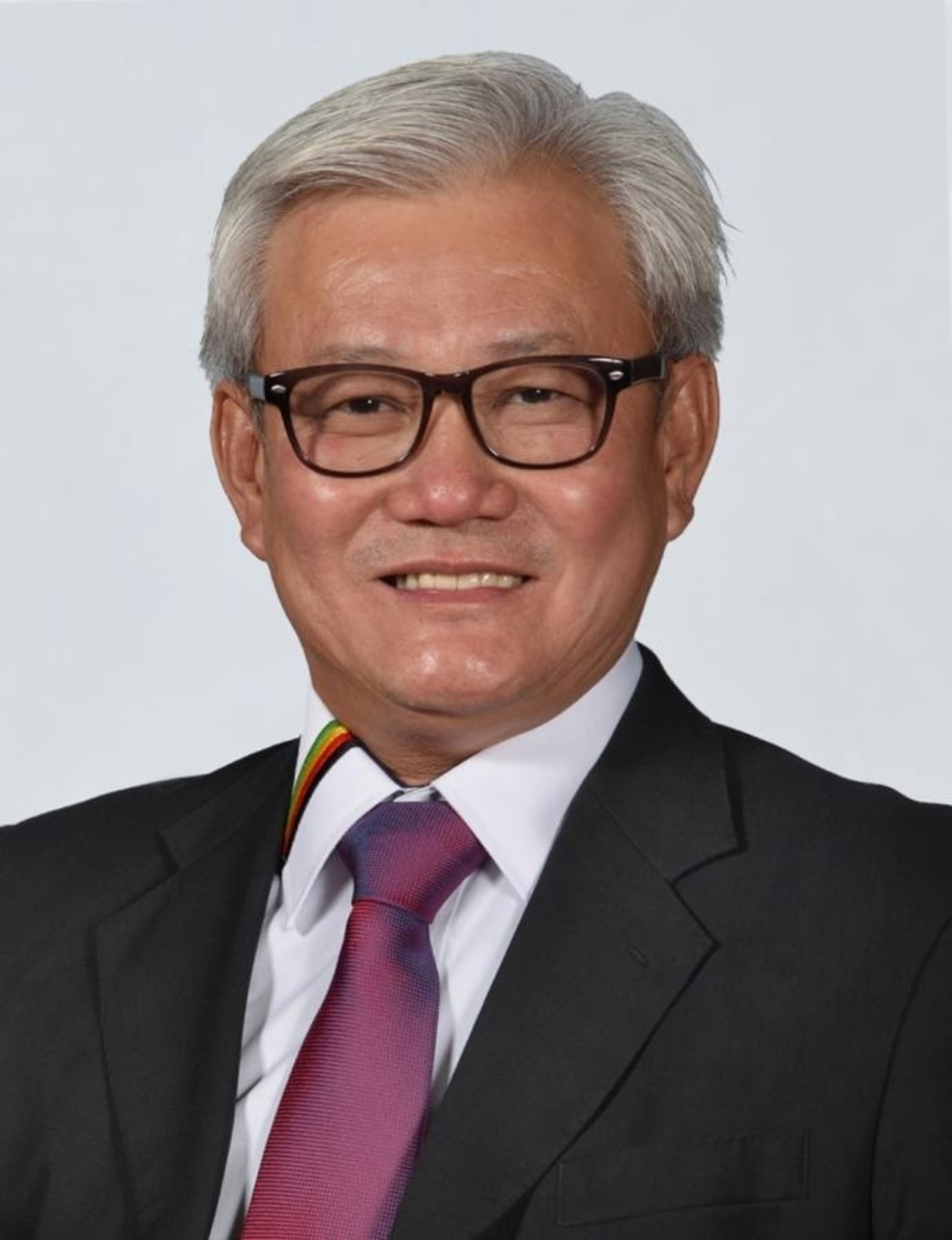 崇文华小校友会 刘泗猛蝉联主席