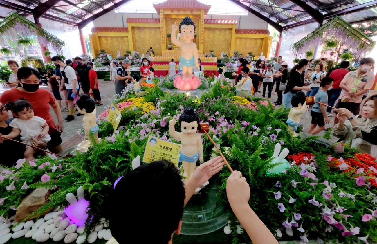 卫塞节东禅寺