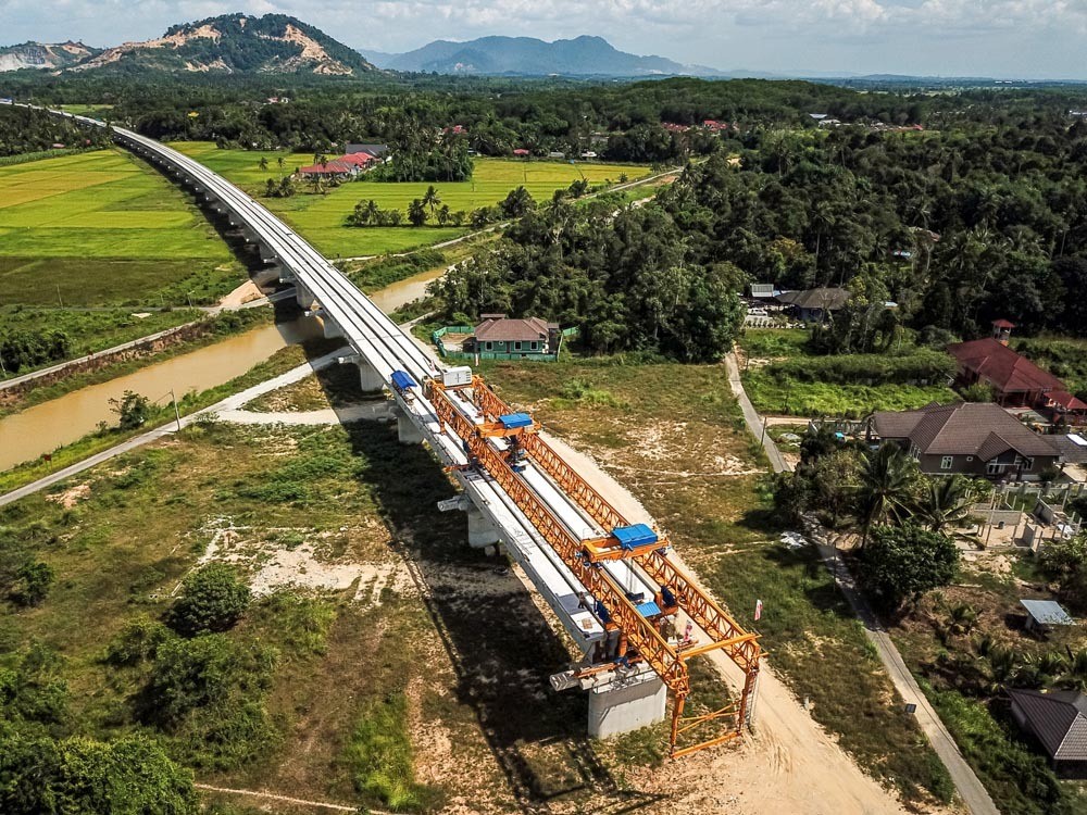 陳榮立:縮小經濟差距 東鐵有助穩定政局