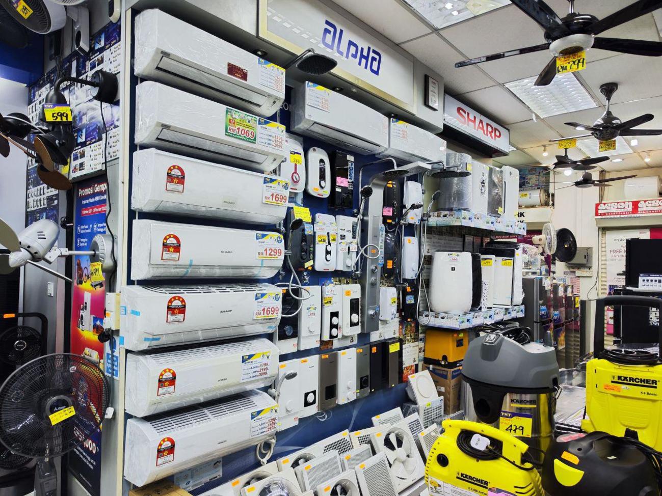 成电器店最好卖商品 天气热冷气机销量倍增