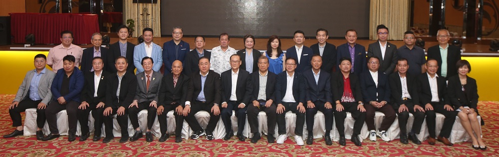 宗乡华团总商会联盟成立 林家仪当选首任总会长