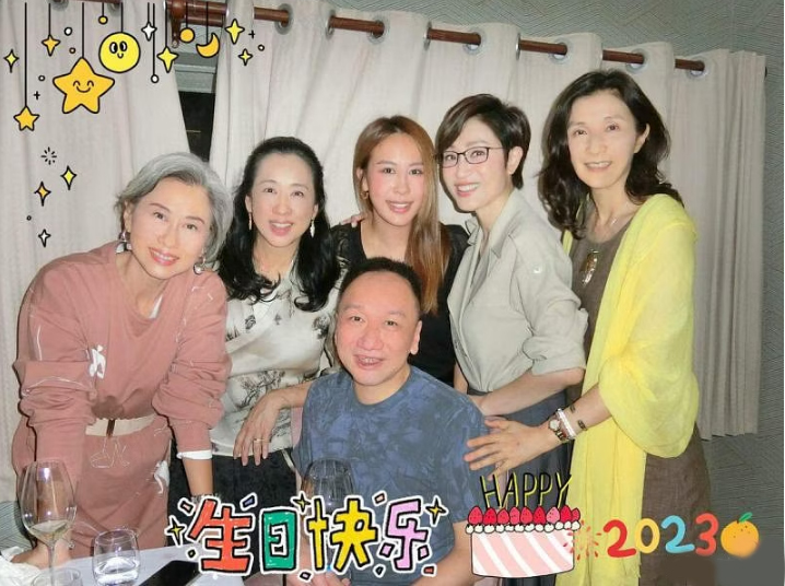 三代港姐同聚 叶蒨文白发红颜抢镜