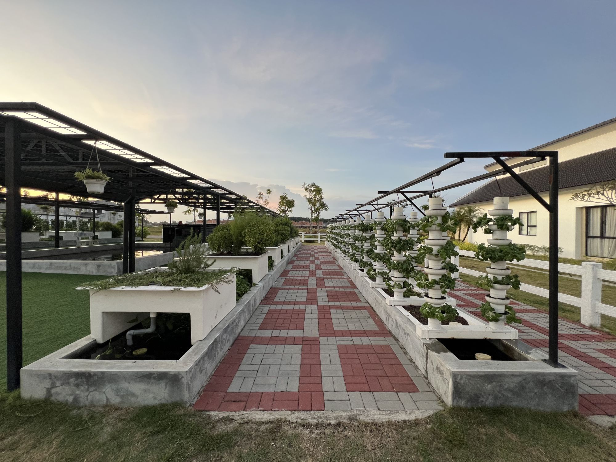 grocer homes