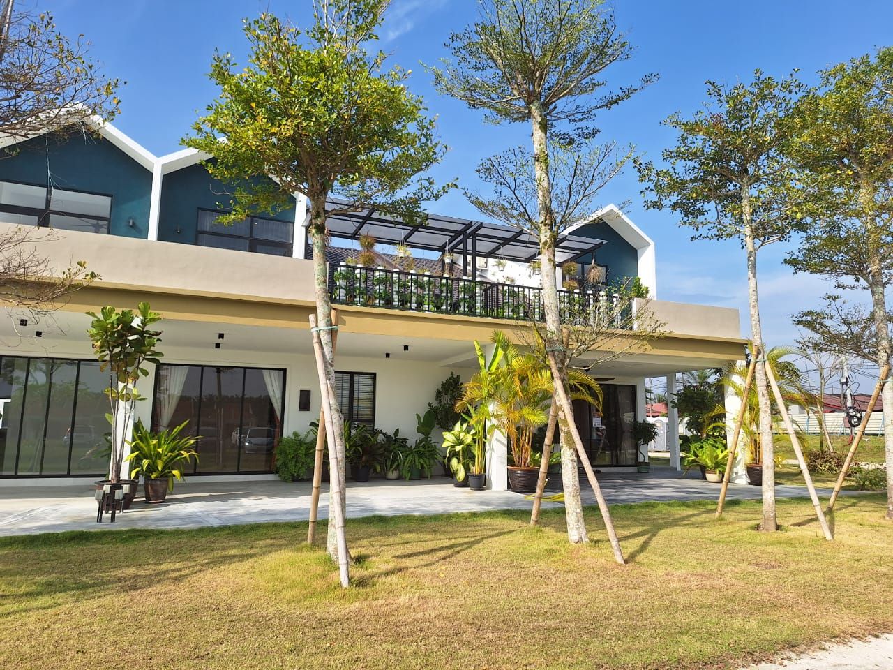 grocer homes