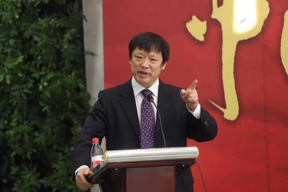 胡锡进开户学炒股 网民:99%“沦为韭菜”