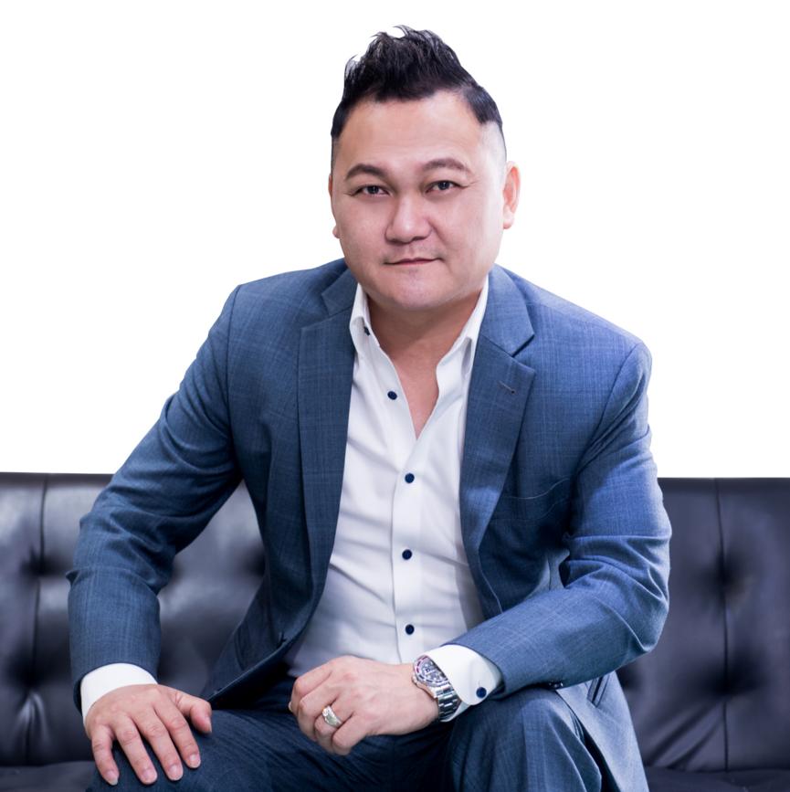 万利兴建筑工程集团执行主席拿督雷智雄博士