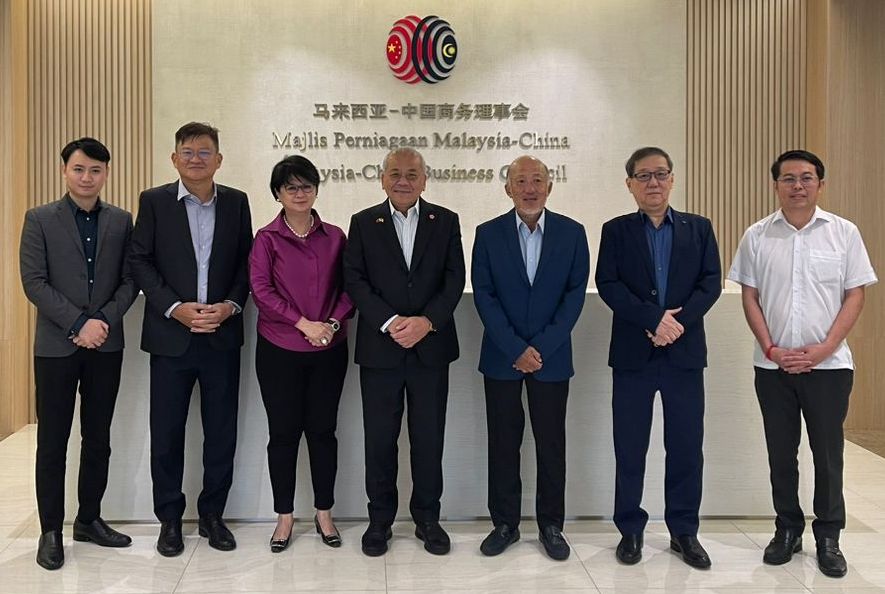 马中商务理事会改组 吴添泉任执委会主席