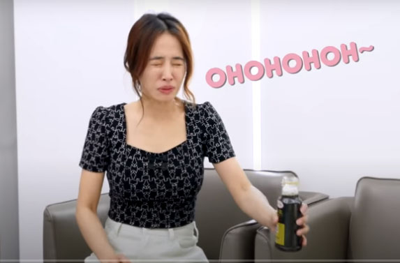 【视频】喝凉茶苦到变脸 蔡依林意外走光