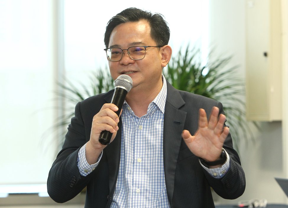 刘亚强:信贷担保若执行不善 或引发房地产泡沫