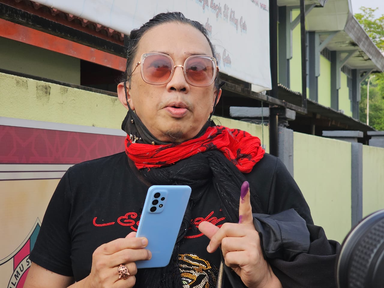 6州选举投票日 阿兹万