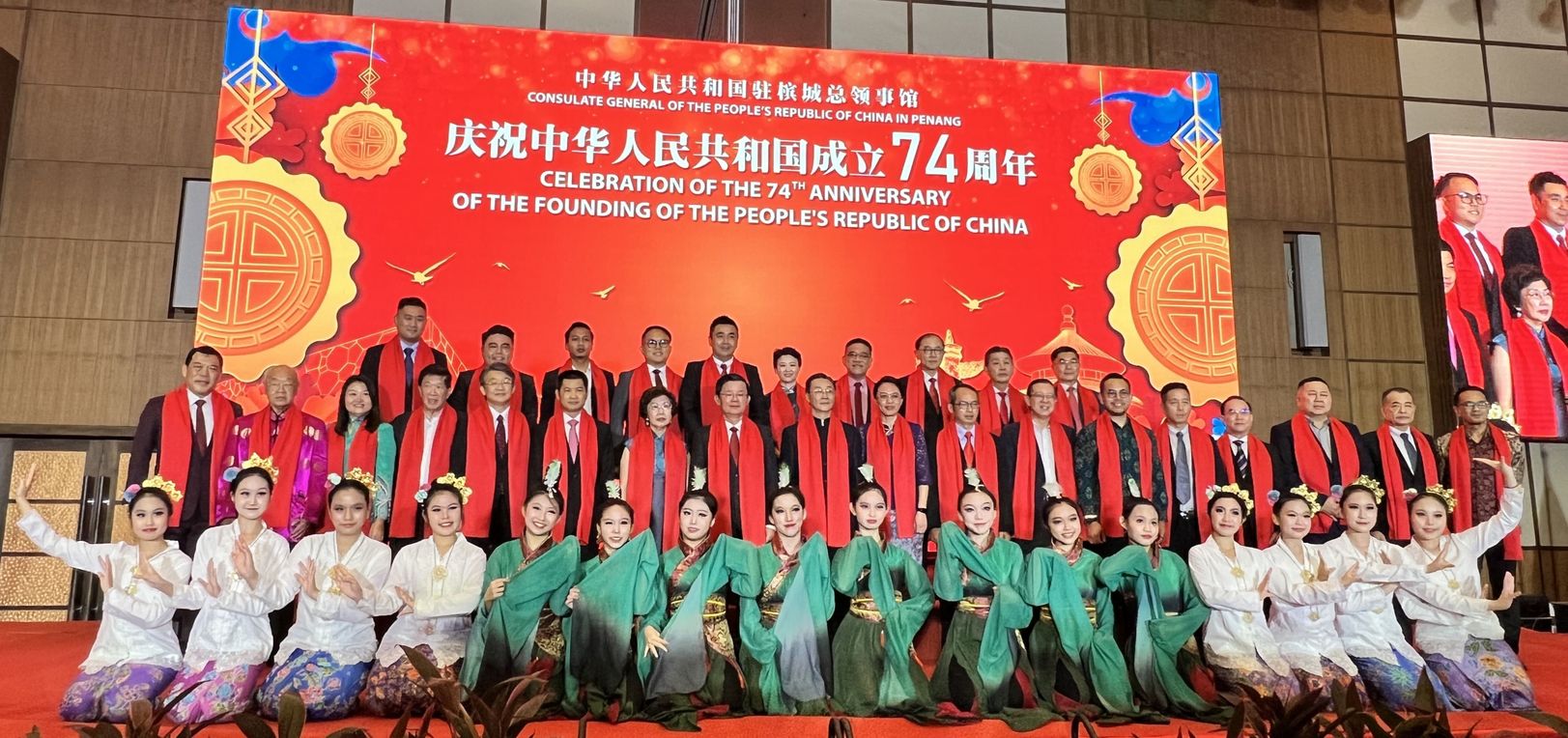 中國駐檳城總領事館迎國慶