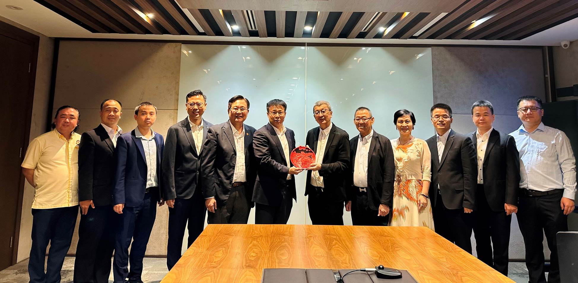 林福山：外國人使用困難 中國應加強無現金支付