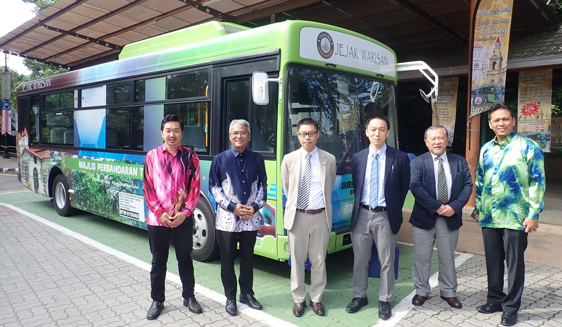 电动巴士移交太平市会