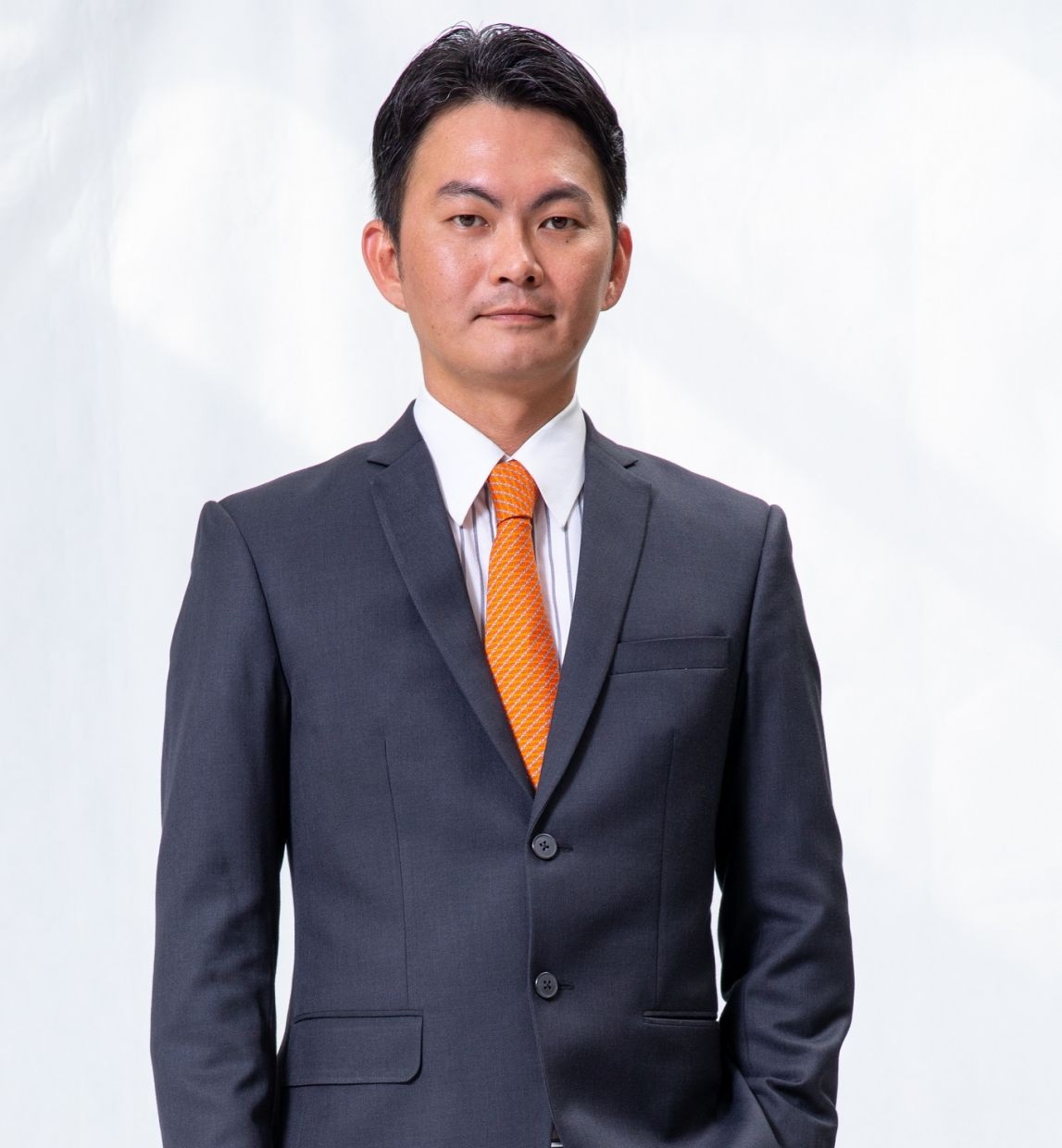 迈德资源执行董事陈梁财