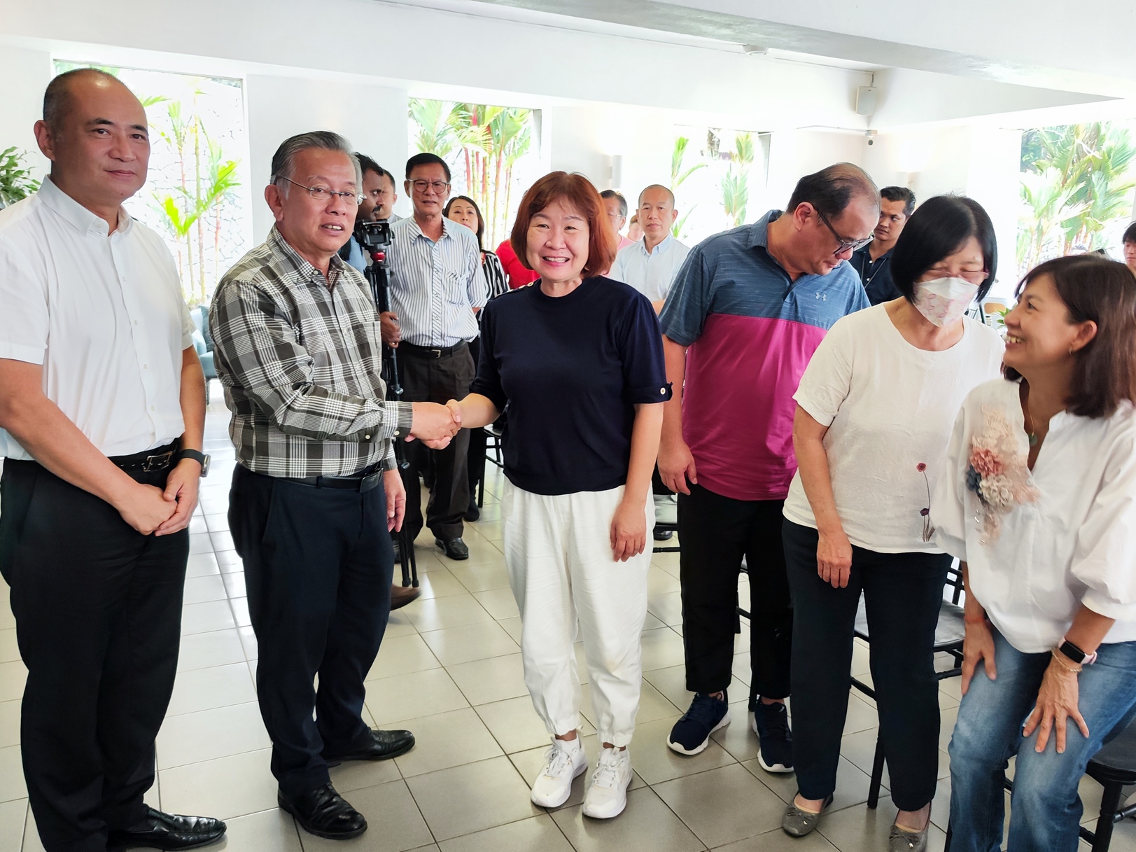 朱兆祥 周世扬 赖桂美 赖光荣 赖桂莲 赖桂嬌