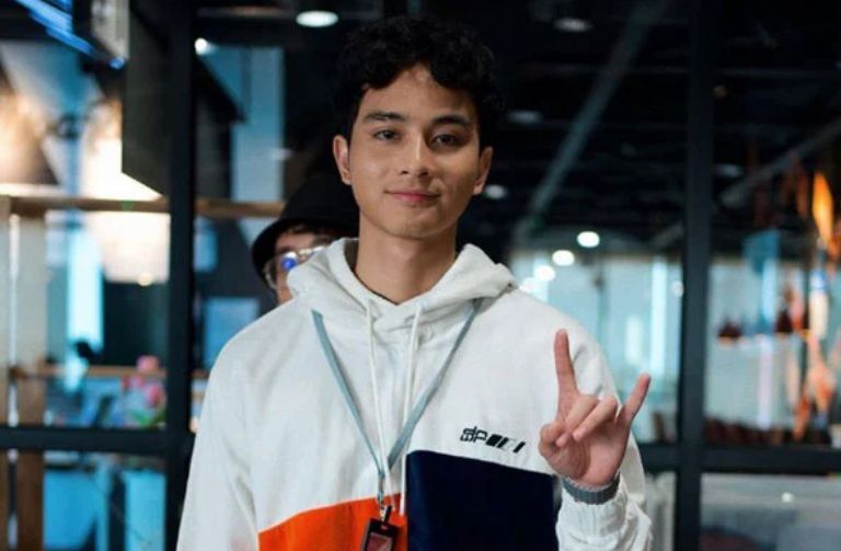 阿尼苏海