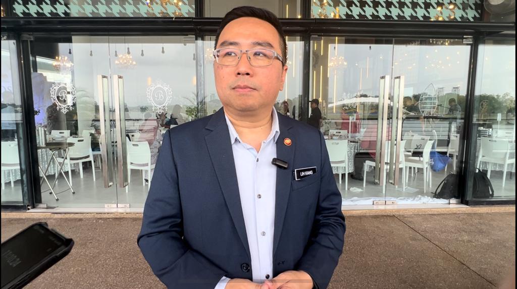 郑立慷