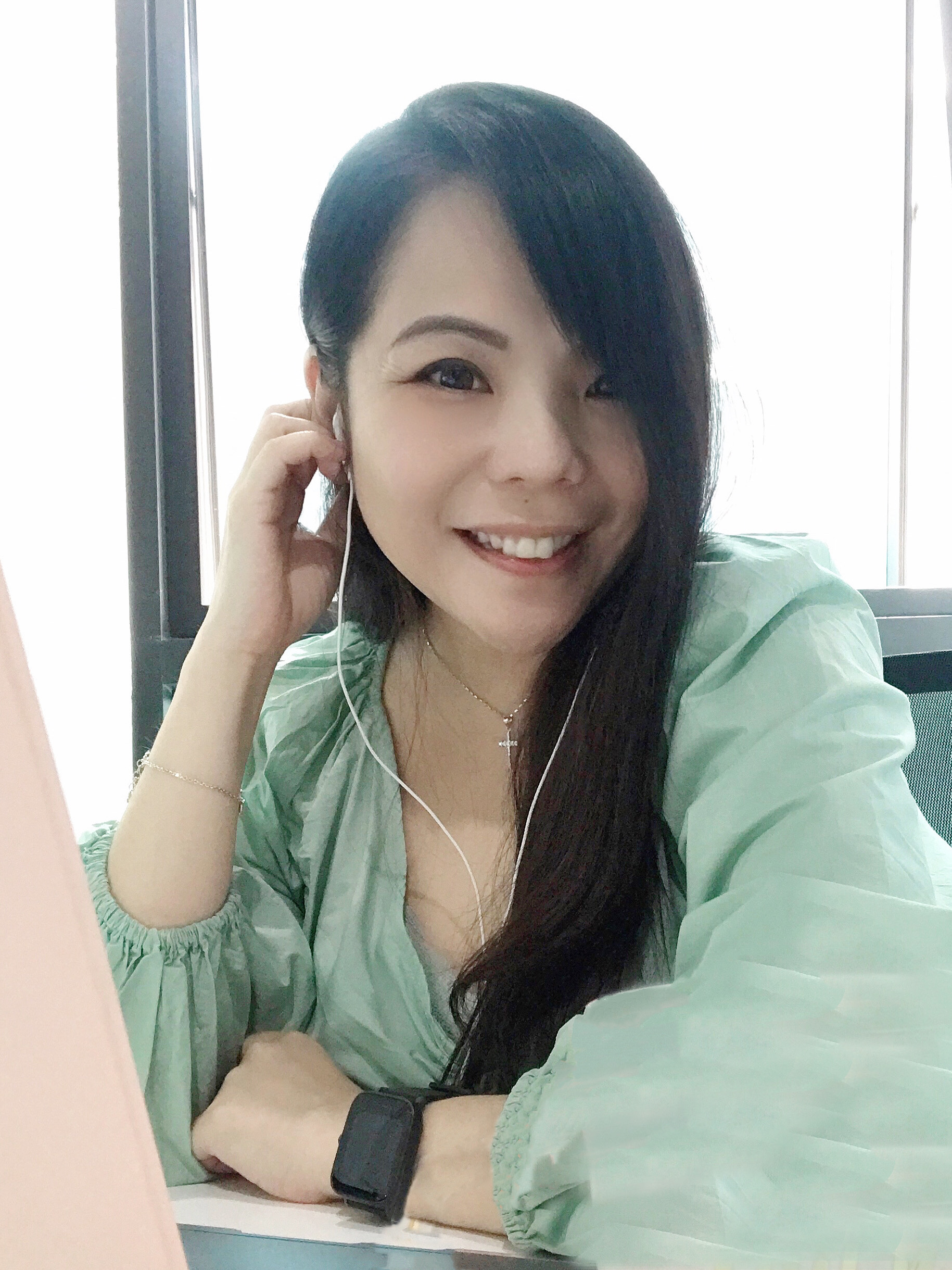 黄维恩