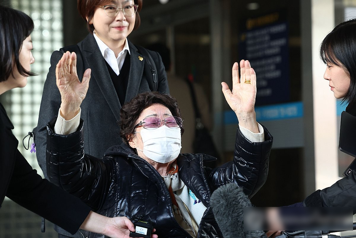 慰安妇受害者李容洙