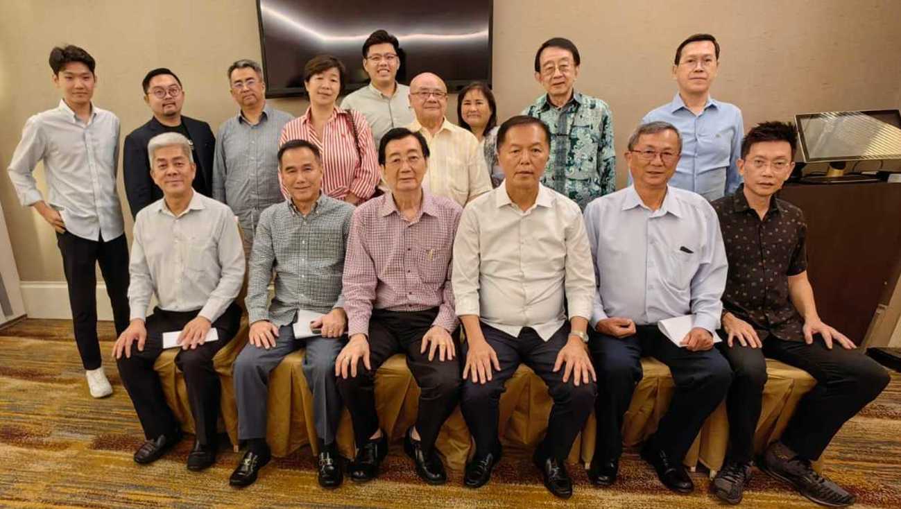 陈治年:塑区域典范 打造甲老街成和谐街