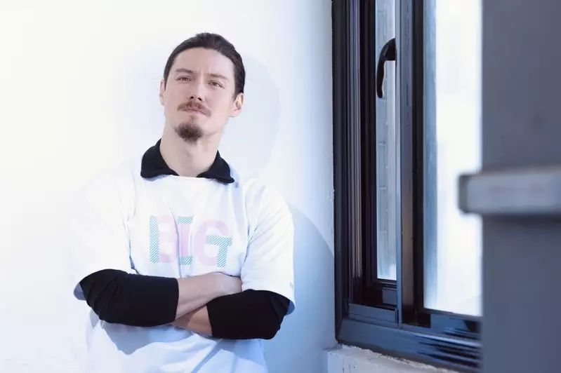 周厚安