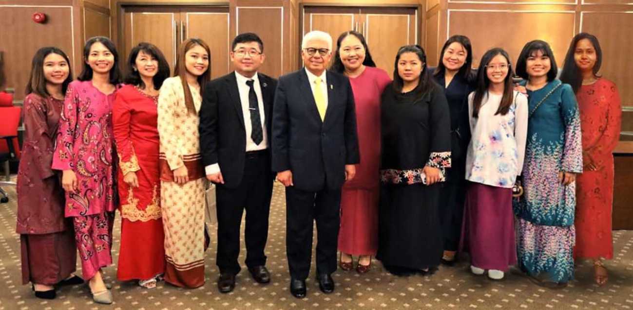 帝国教育捐1万予槟元首基金会