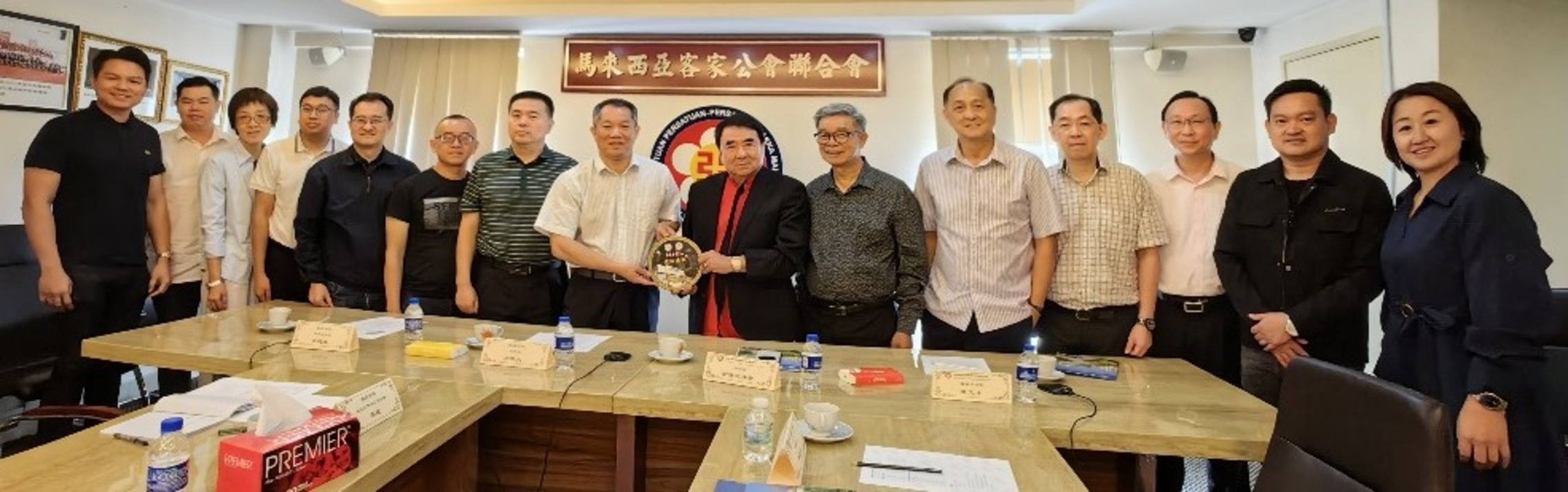 贝建安:传统学术活跃 我国良好传承中华文化