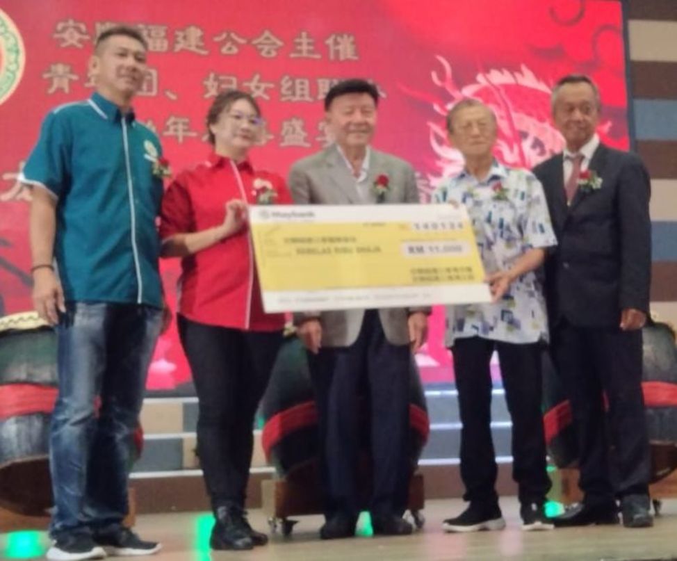下霹火葬场骨灰殿施工 首阶段打桩工程完成