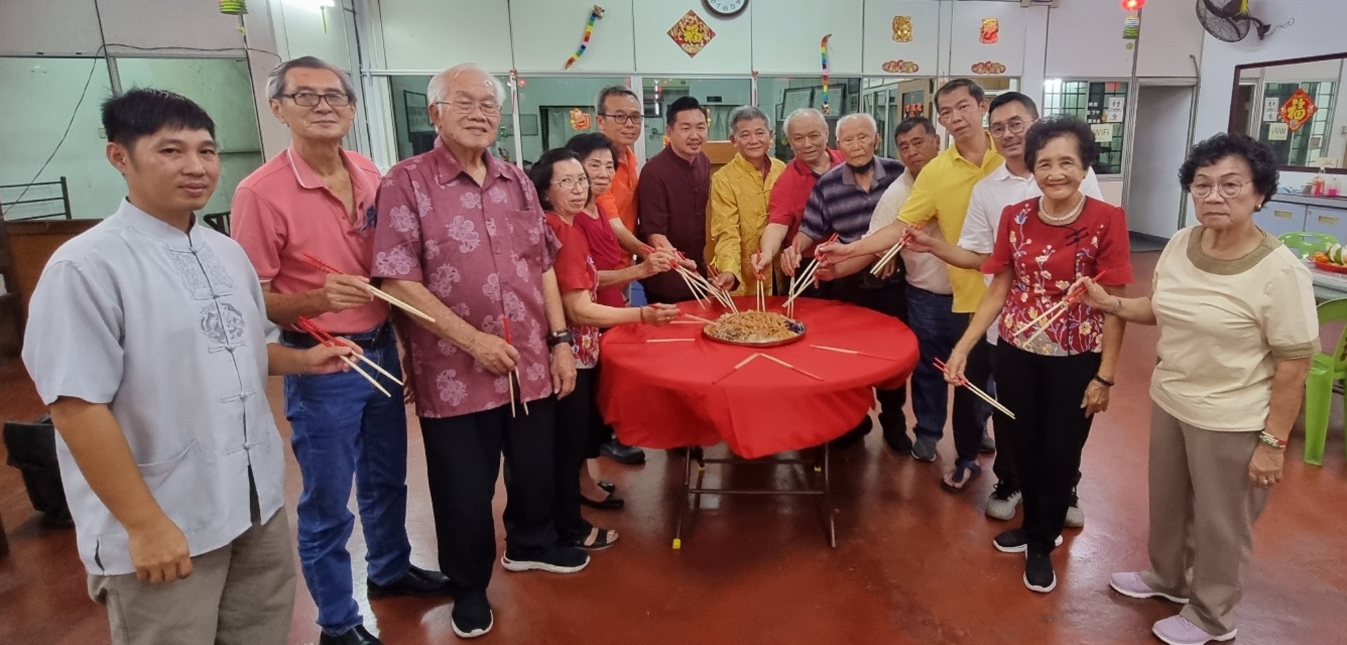 罗文健 韩浩丰 陈登才