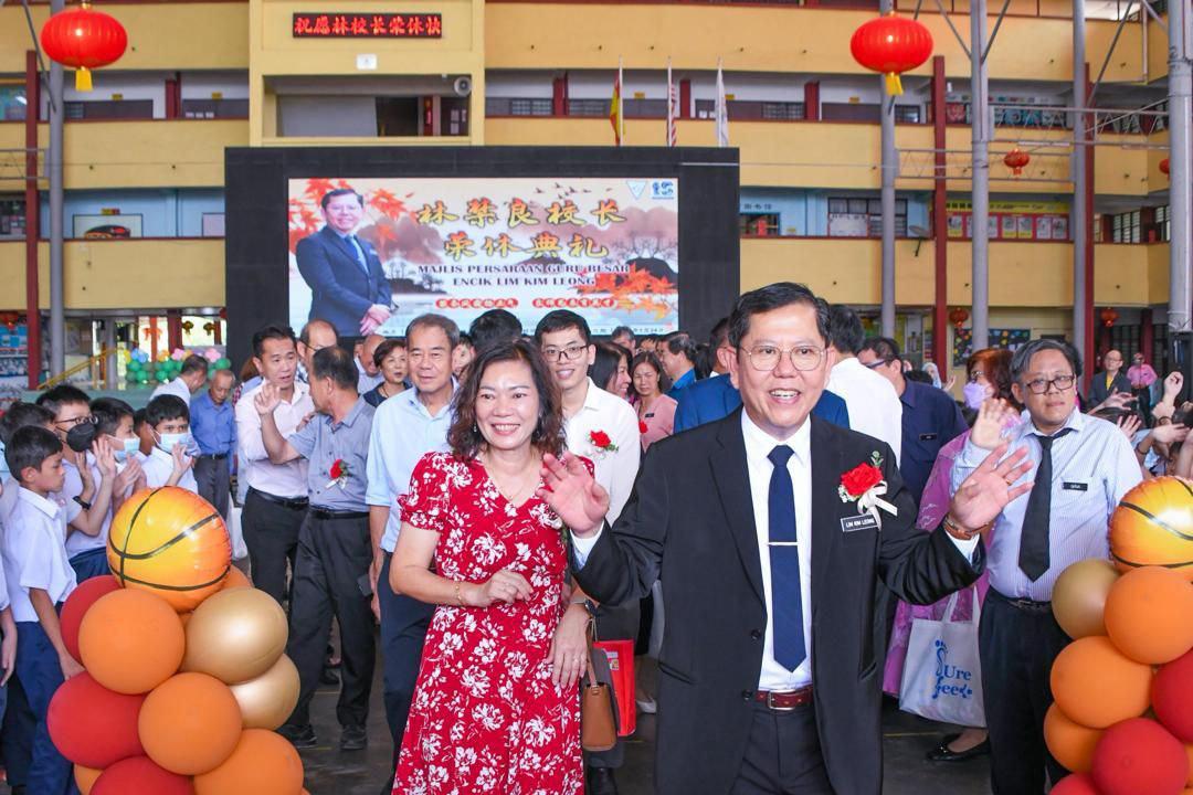萬撓三育華小校長 林禁良榮休告別杏壇