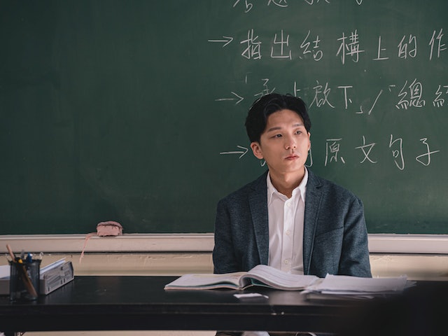 卢镇业