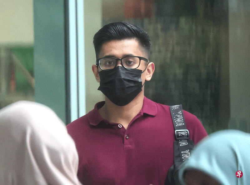 盗刷多名病患银行卡 狮城男护士判监32周