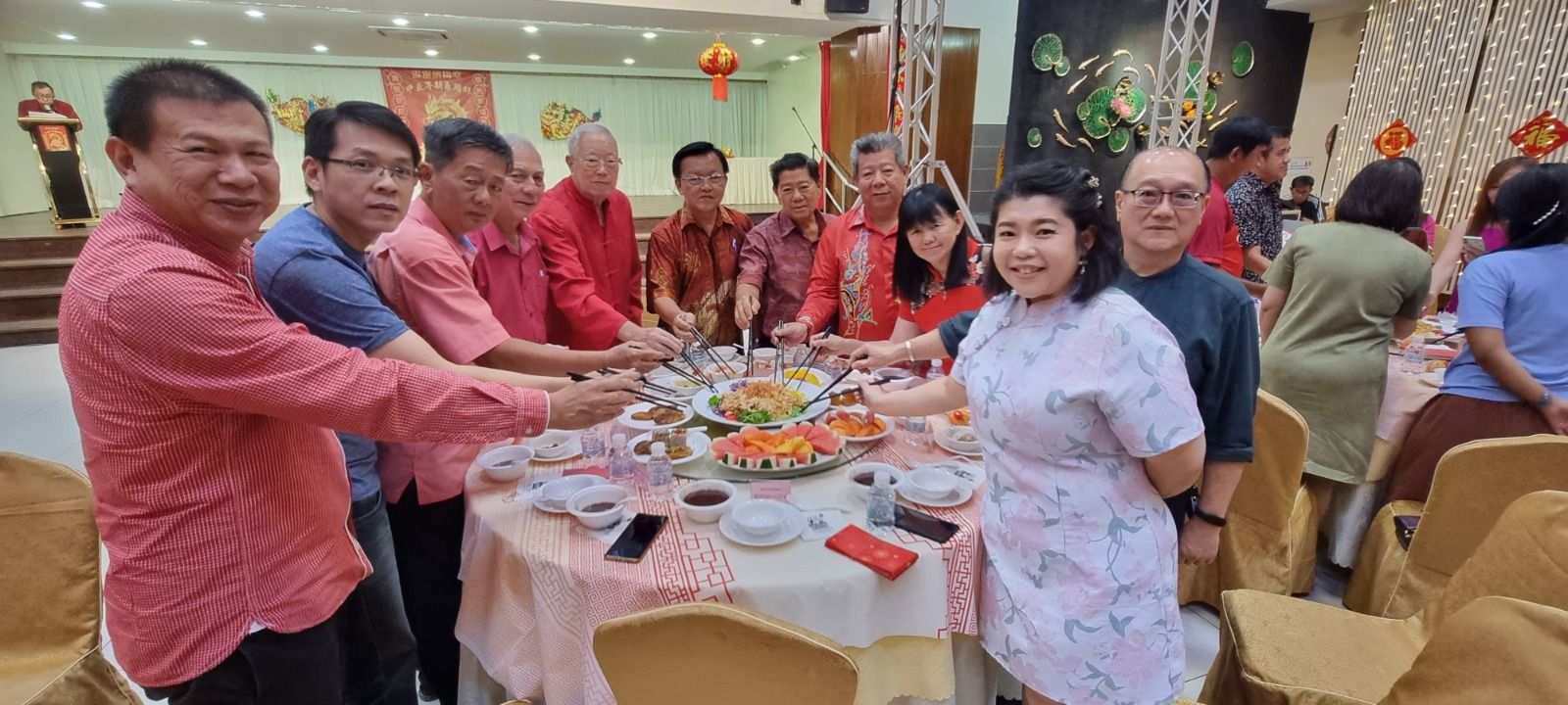 蔡再益:延续传统文化  新春团拜达团圆目标